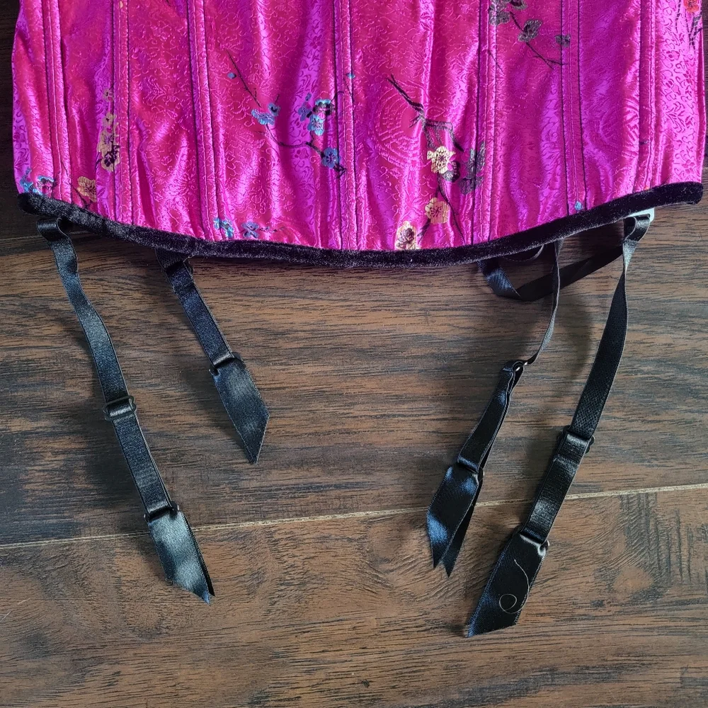 NWT Shirley of Hollywood 2 Pcs Set Intimate Lingerie‎ Corset and G-String Thong
